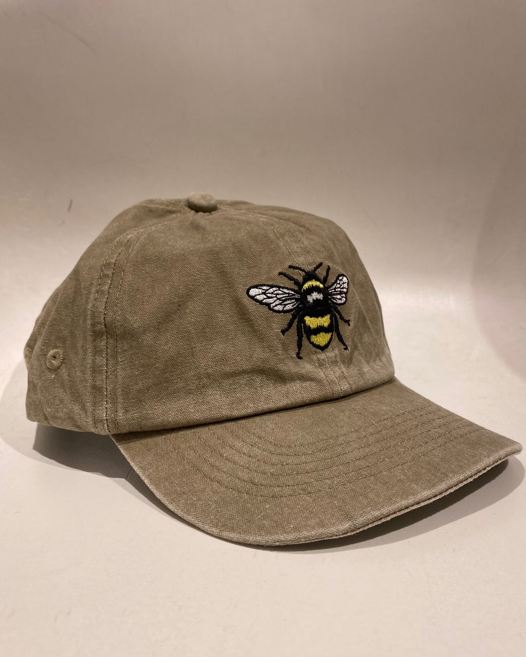 Betzy Soft Cap – Bee