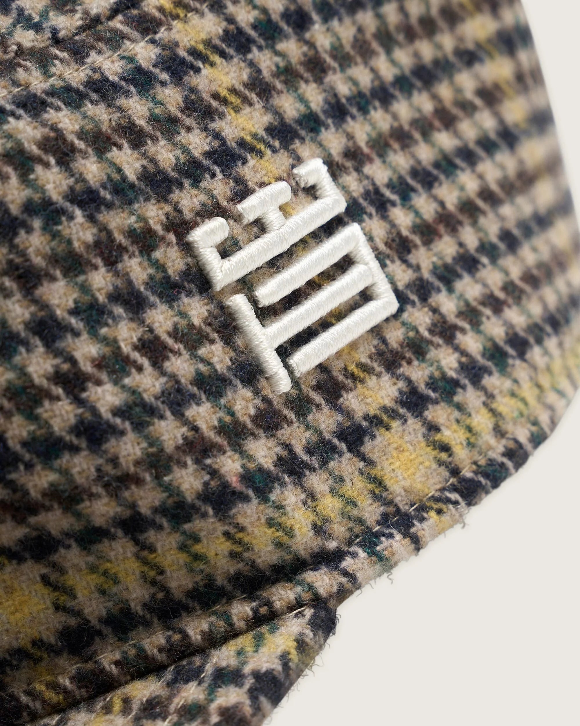 WBYin Check Pillbox Cap
