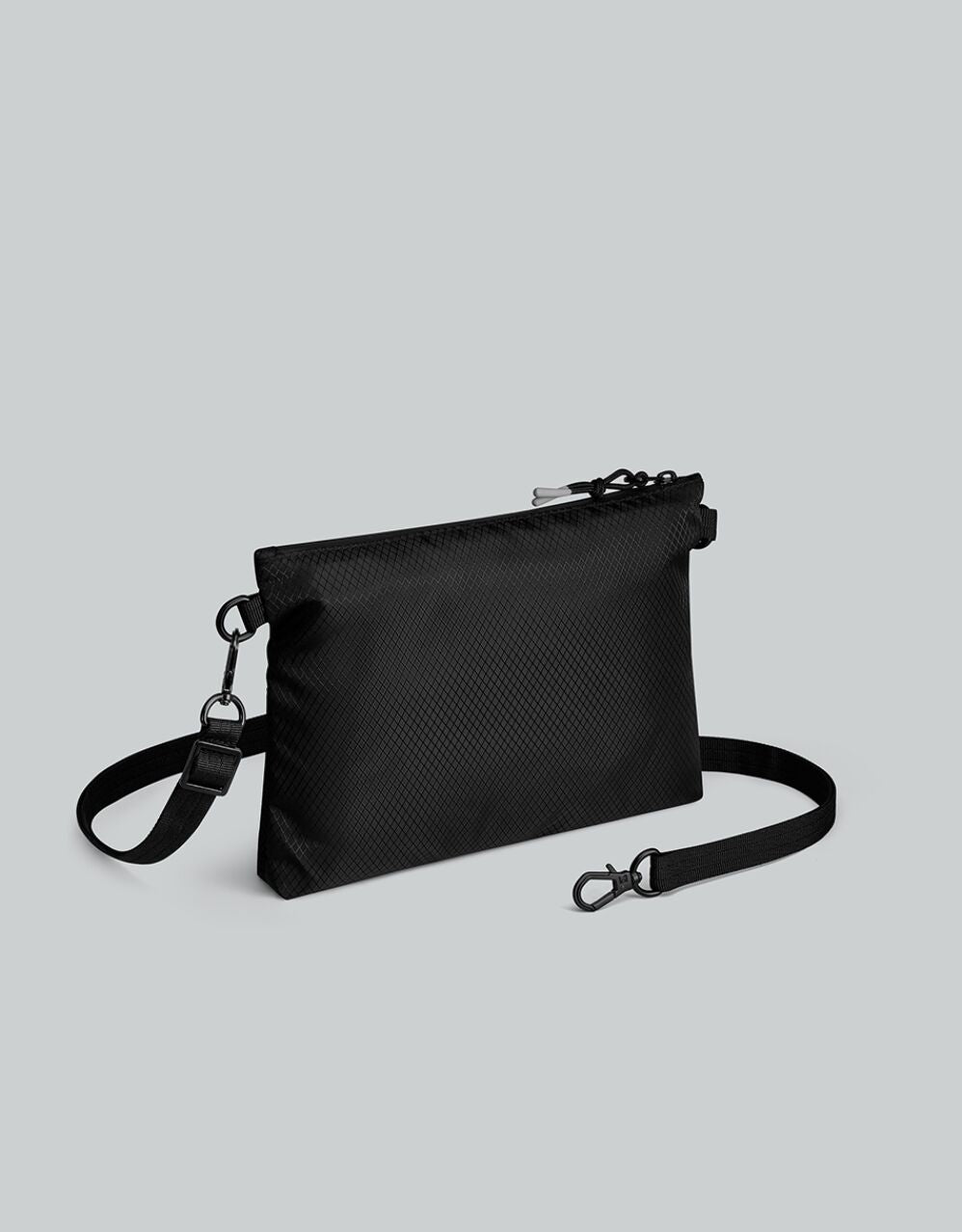 LIGHTWEIGHT CROSSBODY - BLACK